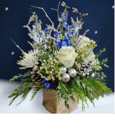 Holiday Refections Centerpiece