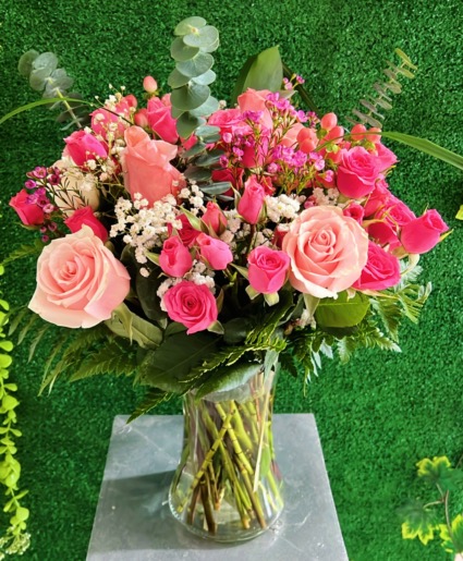 Festive party in pink Glass vase