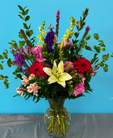 FESTIVE SURPRISE OF LOVE  in Lancaster, CA | LANCASTER FLORIST