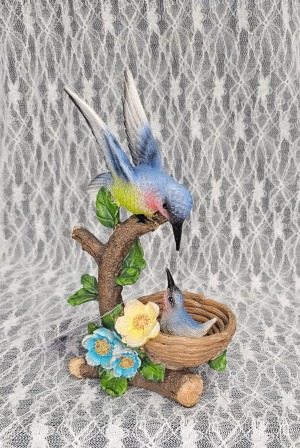Figurine - Mama & Baby Hummingbird 