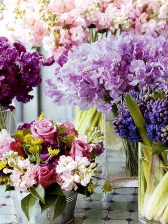 Floral Arranging Class (May 16th @ 11:30am) Please Call To Set Up Or Join A Class in Murfreesboro, TN | RION FLOWERS AND GIFTS