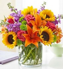 Floral Embrace Gorgeous, Full, Vibrant Floral Gift