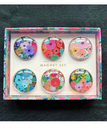 Floral Magnet Set Magnets in Aberdeen, SD | ABERDEEN FLORAL AND DECOR LLC