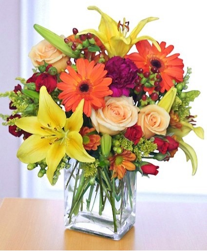 Floral Spectacular Flower Vase 