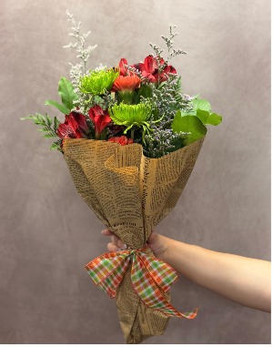 Florist’s Pick Bouquet Wrapped Bouquet