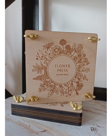 Flower Press  in Glastonbury, CT | THE FLOWER DISTRICT