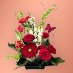 Fluttering love Fresh Arrangement