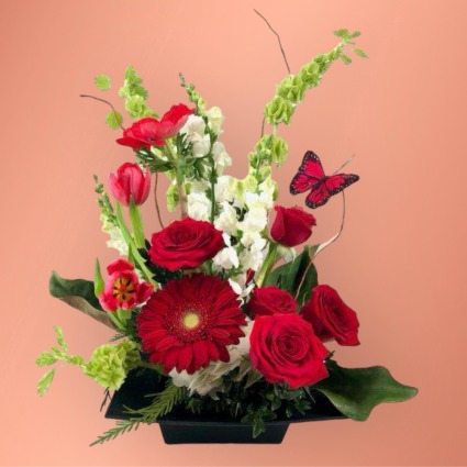 Fluttering love Fresh Arrangement