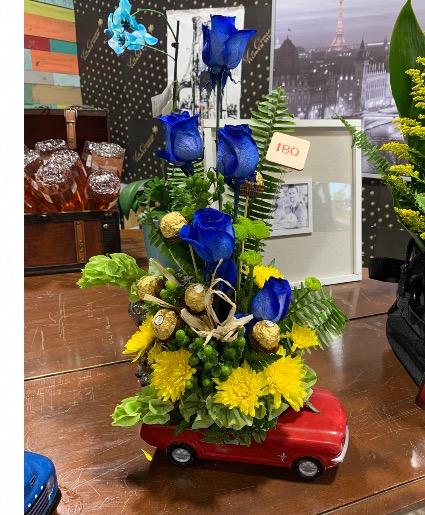 Ford Mustang and blue roses 