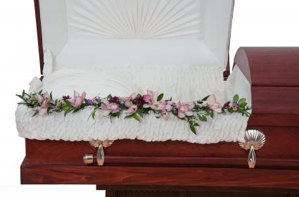 Forever Cherished Garland Garland