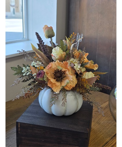 Forever design, cream pumpkin 
