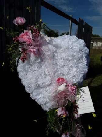 Forever in our Heart standing Spray