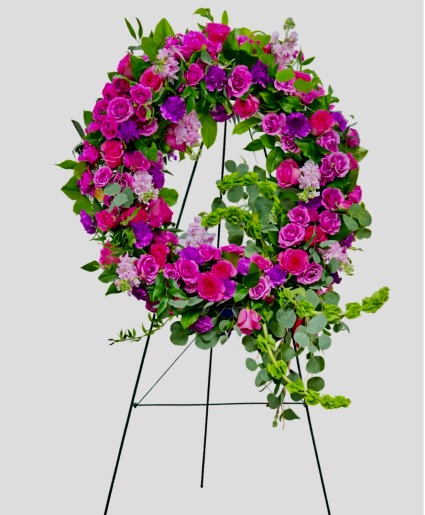 FOREVER MEMORY Standing Wreath