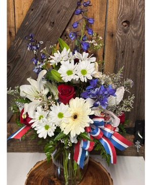 Freedom’s Floral Glory Flower Arrangement