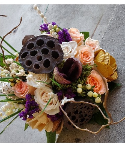 Fresh and Dried Blance Bride bouquet