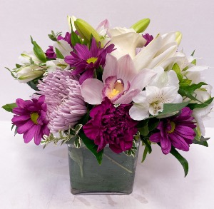 Fresh Smiles  Cube Vase