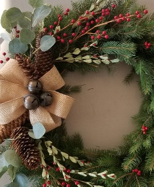 Country Christmas 16" Ring 20 " max.