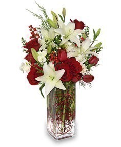 ALL IS MERRY & BRIGHT Deluxe Christmas Arrangement in Maplewood, NJ | GEFKEN FLOWERS & GIFT BASKETS