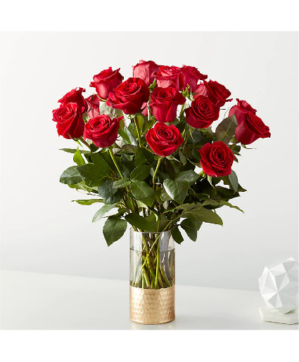 FTD Classic Love Red Rose Bouquet Vase