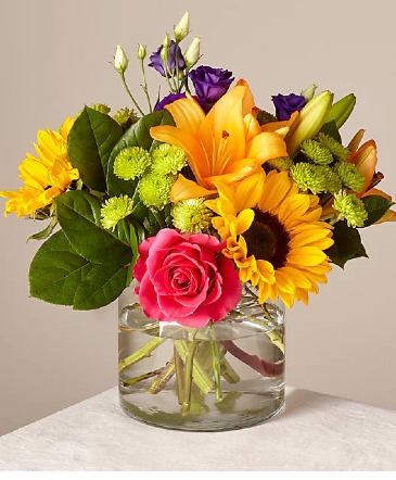 Beautiful Mix - 00024  in Hagerstown, MD | TG Designs - The Flower Senders