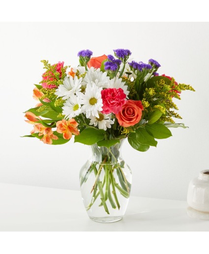 FTD Oopsie Daisy Bouquet F5515 in Ovid, NY - Fingerlakes Florist