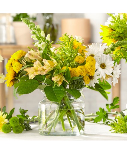 FTD Rustic Wildflower Bouquet W-6022