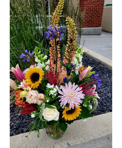 Full Of Life Summer Vase  
