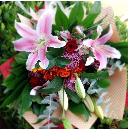 FULL OF LILLIES ANNIVERSARY