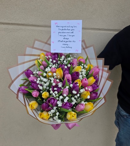 Full Of Love Tulip bouquet 