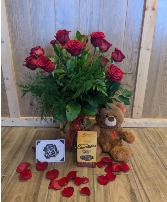 The Full Package local mesa florist gold canyon 