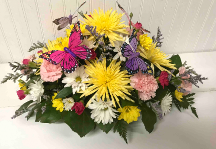 FUN BUTTERFLIES CENTERPIECE 