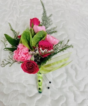 Fun & Flirty Boutonniere  Prom 