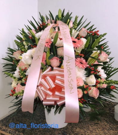 FUNERAL BASKET ROSE 002 Floral Design