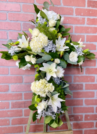 Garden Cross  in Whittier, CA | Rosemantico Flowers