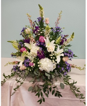 Pastel Delight Ceremony Flowers