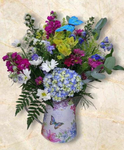 Garden Fantasy FHF-M557 Fresh Flower Arrangement (Local Delivery Area Only)