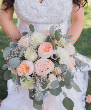 Garden Grandeur Bridal bouquet