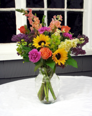 Garden in a Vase Vase Arrangement