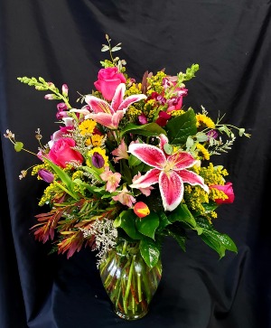 Garden of Grandeur Vase 