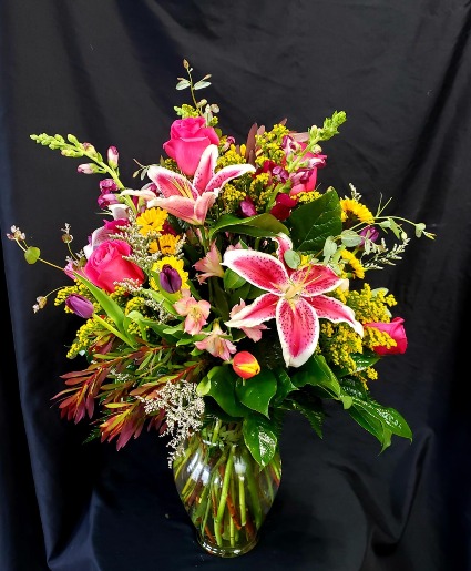 Garden of Grandeur Vase 