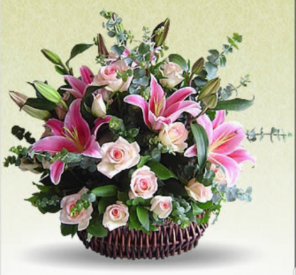 Garden of Pinks             FHF-24 Basket Arrangement
