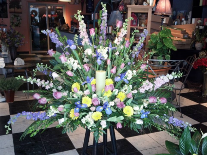 Garden of Rememberance Cremation Piece with Candle