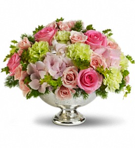 Garden Rhapsody Table Centerpiece