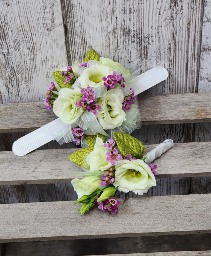Garden Shimmer Wrist Corsage 
