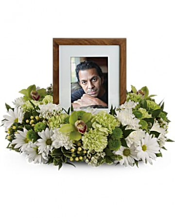 Garden Wreath T255-1 