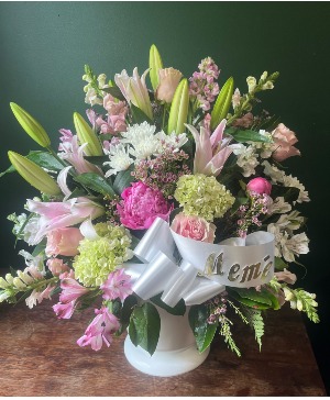 Gentle Spirit Tribute Basket