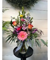 Gerber Delight Vase Arrangement 
