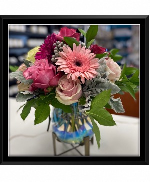 Gerbera Delight Arrangement 