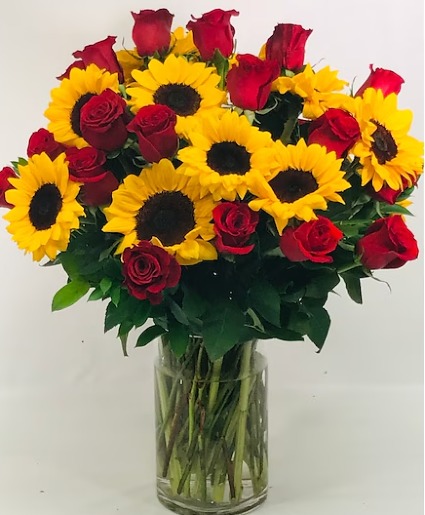 Gia's Favorite Roses and sunflowers 
