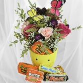 Happy Face Candy and flowers Gift Basket